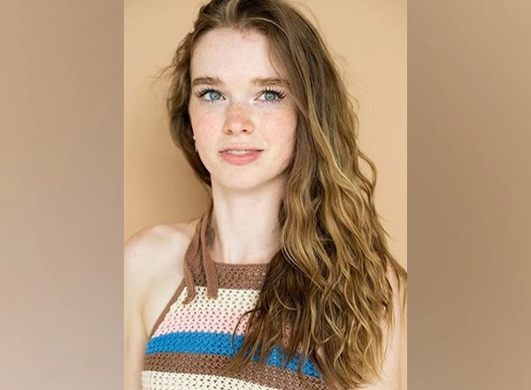 Entertainment News | 'Carrie' Makers Eye Summer H Howell in Title Role