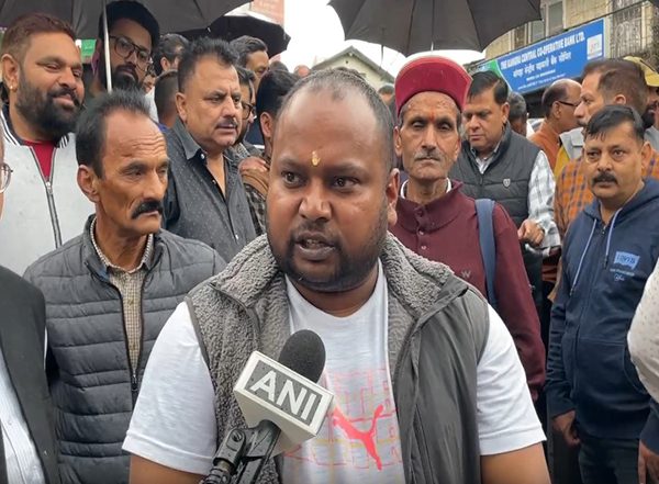 World News | Dharamshala Shopkeepers Protest Trade Licence Fee, Demand Withdrawal