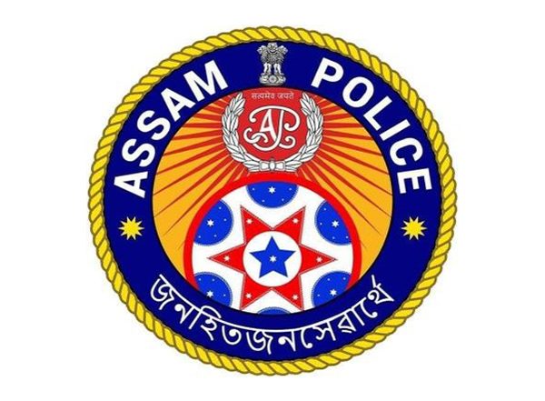 India News | STF Assam Seizes 11 Tokay Gecko Lizards, Nabs 3 Smugglers in Dibrugarh