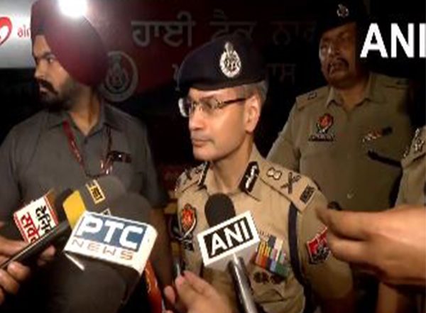 India News | Punjab  DGP Conducts Late-night Inspections; Joint Ops with BSF to Check Drug Menace, Border Threats
