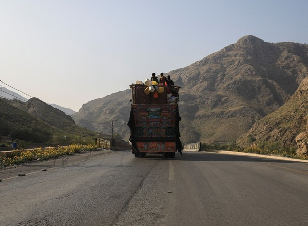 World News | At Least 5,236 Afghan Nationals Repatriated Through Torkham Border: Pakistan Immigration Authorities