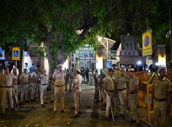India News | Around 530 Police Personnel Were Deployed for Tahawwur Rana's Transit from Airport to Court, NIA HQ