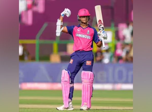 Sports News | IPL 2025: Yashasvi Jaiswal's Fifty Power RR to Post 173/4 Against RCB