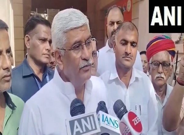 India News | Union Minister Gajendra Shekhawat Slams Mamata Govt over Murshidabad Violence, Alleges Vote-bank Appeasement