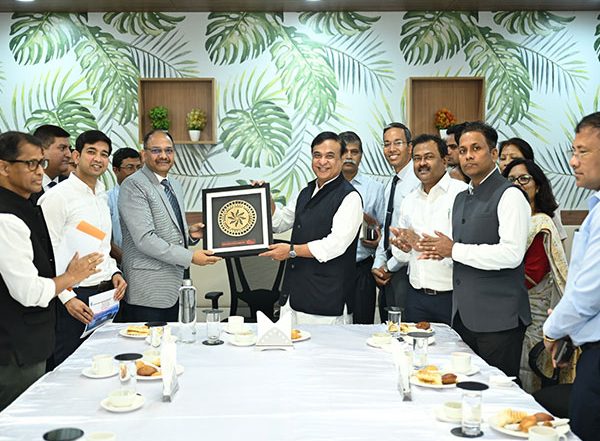 India News | All Cancer Care Hospitals to Have Nursing Colleges with Students' Exposure in the English and Japanese Languages: Assam CM