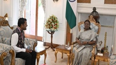 India News | Sand Artist Sudarsan Pattnaik Calls on President Droupadi Murmu at Rashtrapati Bhavan
