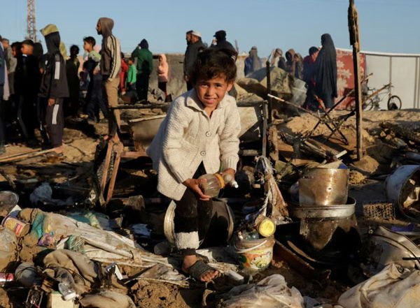 World News | US Strikes Houthi-linked Sites in Yemen, 3 Killed