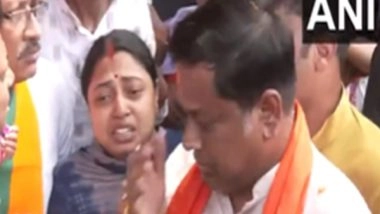 India News | Union Minister Sukanta Majumdar Meets Victims of Murshidabad Protests