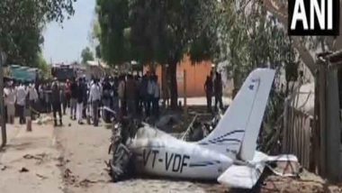 India News | Private Training Aircraft Crashes in Gujarat's Amreli; Pilot Dies