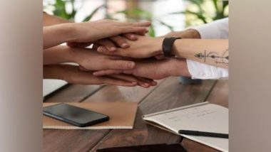 Business News | Hyundai, Indian Oil to Explore Viability of Hydrogen Fuel Cell Vehicles for Mass Use