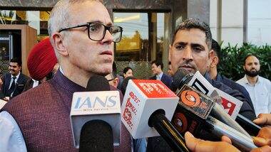 India News | Omar Abdullah Directs Administration to Facilitate Traffic Between Srinagar, Jammu for Ease of Tourists