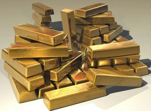 Business News | Gold Will Remain Most Optimal Hedge in 2025 and 2026 Amid Stagflation, Recession, Debasement and US Policy Risks: J P Morgan