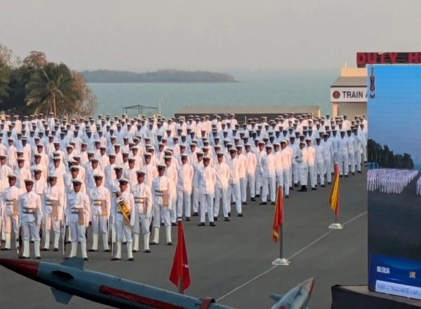 India News | Odisha: Indian Navy Foils Recruitment Malpractice Attempt, One Apprehended