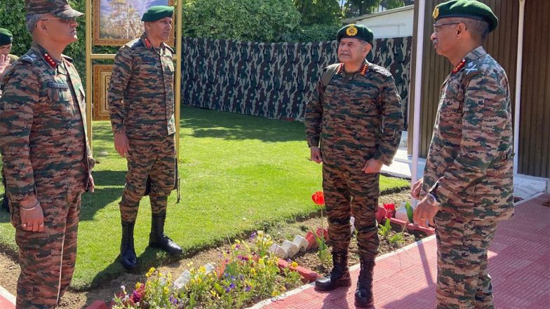 India News | J-K: Indian Army Chief General Upendra Dwivedi Reviews Security Situation in Srinagar