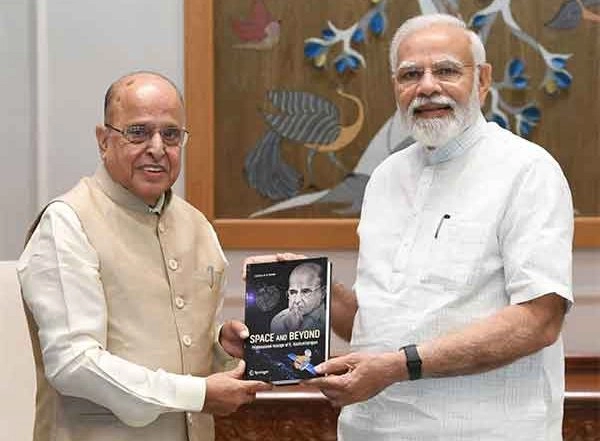 India News | PM Modi Condoles Demise of Former ISRO Chairman Kasturirangan, Remembers His Selfless Contribution to Nation