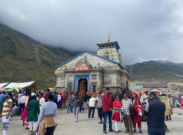India News | Panchmukhi Idol Departs for Kedarnath Dham; Temple Doors to Open on May 2