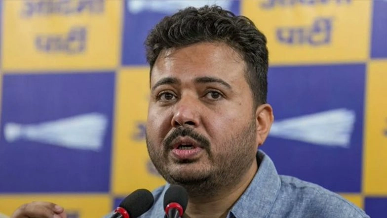 AAP Foreign Funding Case: CBI Books Durgesh Pathak, Kapil Bhardwaj; Conducts Searches in Contravention of FCRA Norms