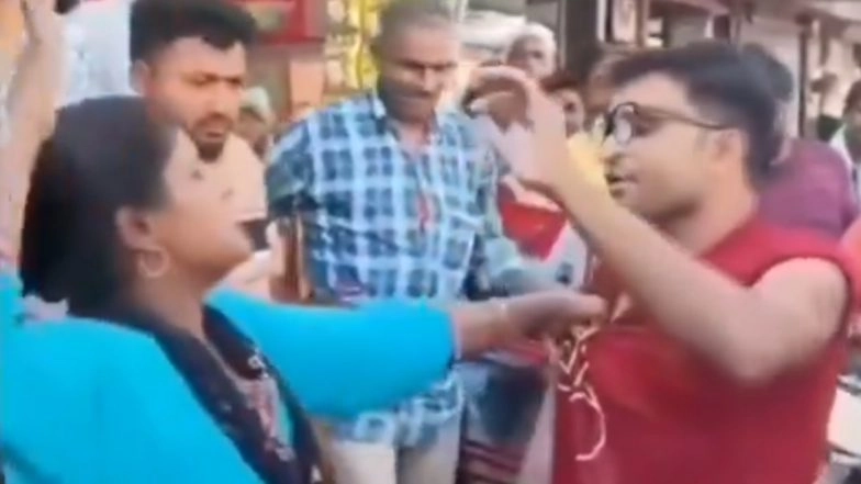 ‘Meri Kamai Khaate Ho, Mere Par Hi Hukum Chalaoge?’: Woman Slaps Husband, Humiliates Him in Public for Not Earning; Video Goes Viral
