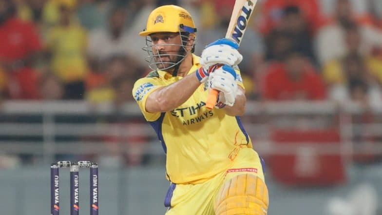MS Dhoni Becomes Oldest-Ever Captain in IPL at the Age of 43 Years and 278 Days, Achieves Feat While Taking Charge as Chennai Super Kings Skipper During CSK vs KKR IPL 2025 Match