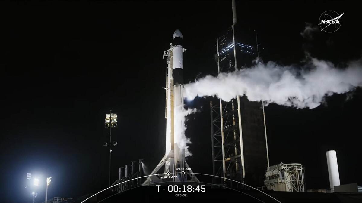 NASA’s SpaceX CRS-32: Elon Musk’s SpaceX Launches NASA’s 32nd Dragon Cargo Mission Carrying 3,039 Kilogram of Supplies to ISS From Kennedy Space Centre