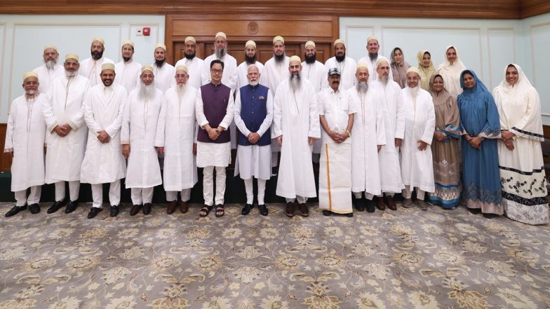 Dawoodi Bohra Delegation Meets PM Narendra Modi, Welcomes Waqf Amendment Act (See Pics and Video)