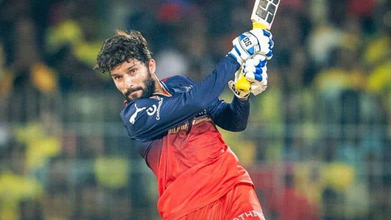 IPL 2025: Royal Challengers Bengaluru Captain Rajat Patidar Resumes Batting As He Recovers From Finger Injury (Watch Video)