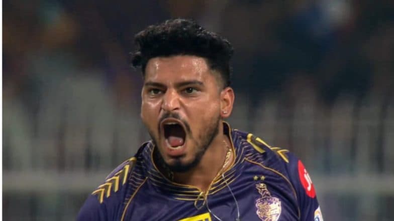 Travis Head Wicket Video: Watch Vaibhav Arora Dismisses Dangerous Opener for Low Score During KKR vs SRH IPL 2025 Match