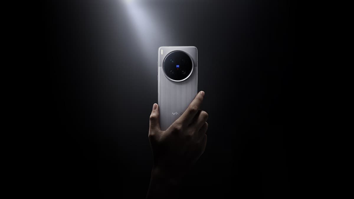 Vivo X200 Ultra Launched in China With Snapdragon 8 Elite, 200MP Periscope Camera; Check Price of Each Variant, Specifications, Features and India Launch Details