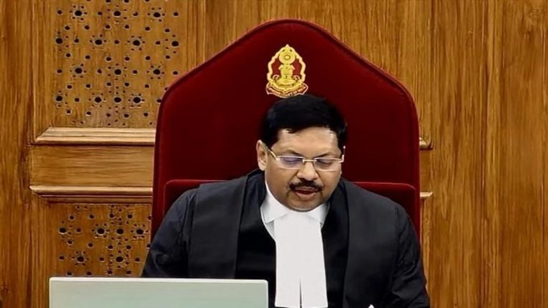 'Decide if You Want To Address Like a Speech in Ramleela Maidan or Jantar Mantar': Supreme Court Judge Justice BR Gavai Tells Senior Lawyer To Argue on Law, Courtroom Exchange Goes Viral