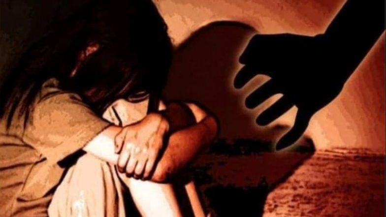 Thane Shocker: Man Rapes 10-Year-Old Girl, Slits Her Throat Before Throwing Body From 6th Floor at Samrat Nagar in Mumbra; Held