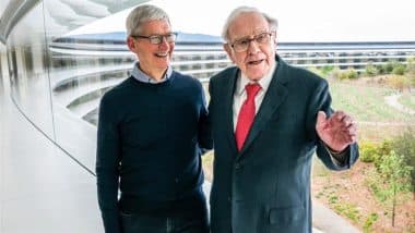Tim Cook Says Warren Buffett슬롯사이트s Wisdom Has Inspired Countless People