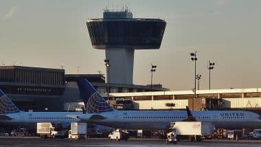 No Radar, No Radio: Chaos at Newark Airport As Controllers Lose Contact for 90 Seconds With Incoming Flights