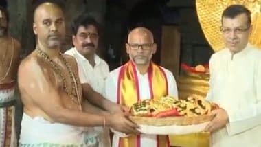 IPL 2025: Lucknow Super Giants Owner Sanjiv Goenka Offers Prayers at Tirupati Tirumala (Watch Video)
