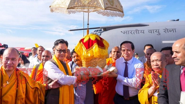 IAF Aircraft Carries Holy Relics of Lord Buddha From Sarnath to Vietnam for Exposition During United Nations Day of Vesak Celebrations