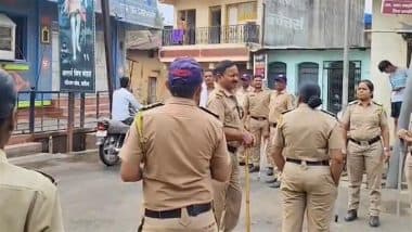 Maharashtra: Several Injured in Stone Pelting Incident As Clash Erupts Between 2 Groups in Washim’s Patni Chowk, Heavy Police Deployed (Watch Video)