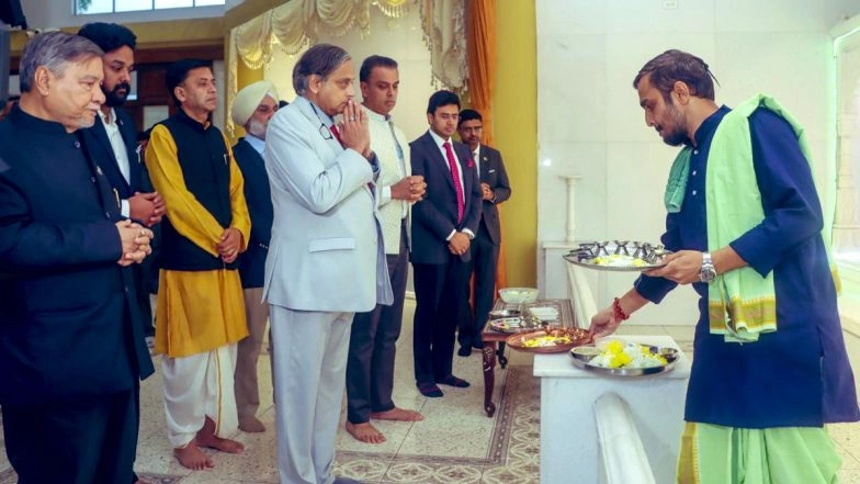 All Party-Delegation Led by Shashi Tharoor Visits Indian Cultural Centre in Panama