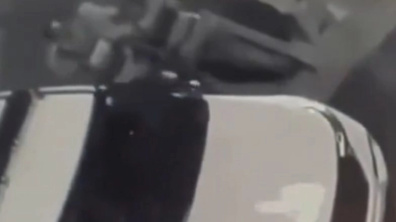 Washington: Video of Female Secret Service Agents Fighting Outside Barack Obama’s Home Over Shift Delay Goes Viral