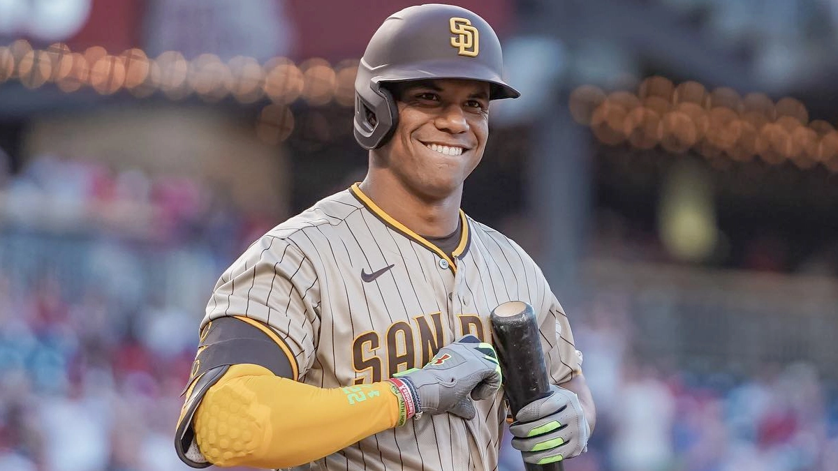 Dominican baseball outfielder Juan Soto hit a home run in 2025 with total earnings of $114 million.