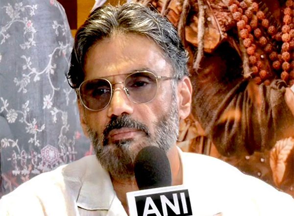 Entertainment News |  'Kesari Veer': Suniel Shetty Praises Sooraj Pancholi, Calls Him the Lead Hero