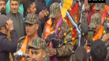 India News | CM Dhami Offers Prayer at Kedarnath, Garhwal Rifles Play Devotional Music