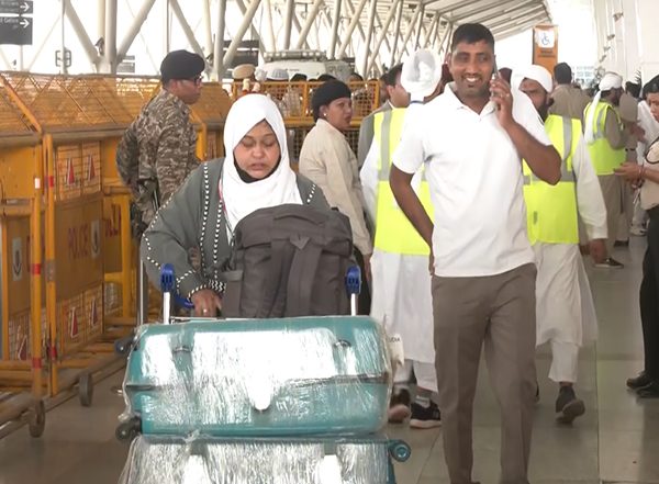 India News | Delhi: 51 Women Depart for Haj 2025 Without 'mehram' Under Historic Initiative
