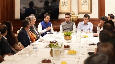 World News | Union Minister Piyush Goyal Meets Indian Representatives in London
