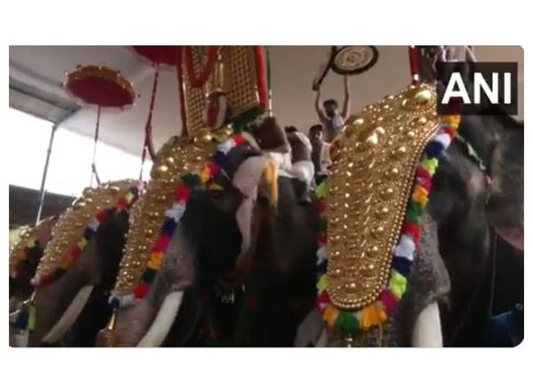 India News | Thrissur Pooram, Kerala's Grand Festival Begins with Devotees Thronging Temple Town's Thekkinkadu Maidan