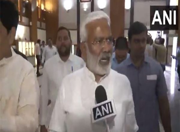 India News | UP Witnessed Gundagardi, Corruption, Loot During SP's Tenure: UP Minister Swatantra Dev Singh