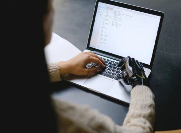 Business News | Over 3/4th of CEOs Doubts Tech Teams Readiness to Harness AI for Business Growth: Gartner