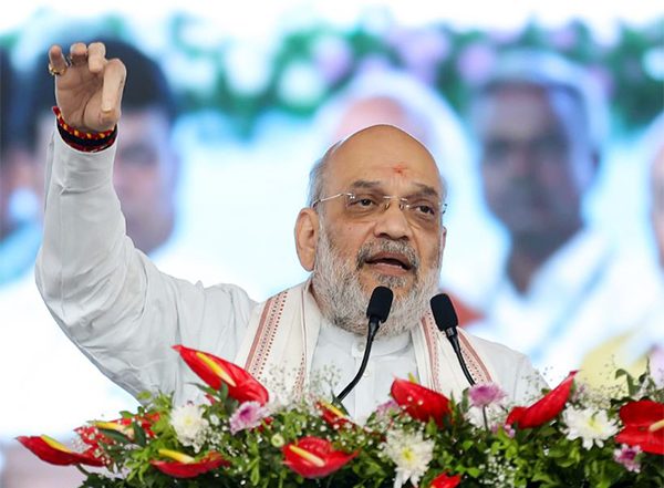 India News | Amit Shah in Touch with Omar Abdullah, Instructs DG BSF to Ensure Safety Measures in Border Areas