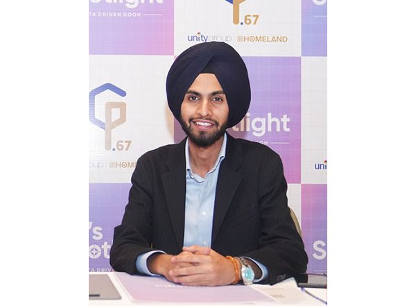 Business News | 23-Year-Old Boy From Punjab Marks Entry to Revolutionise the DOOH Industry, Takes Over CP67 Screens