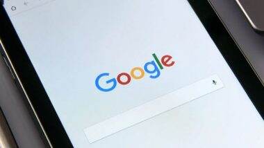 Tech News | Google's IOS App Gets AI-powered Text Simplification Feature