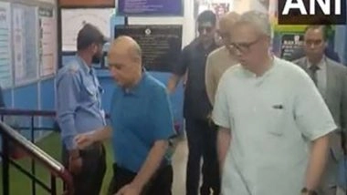 India News | J-K: CM Omar Abdullah Reaches Jammu Hospital to Meet People Injured in Pakistan Shelling