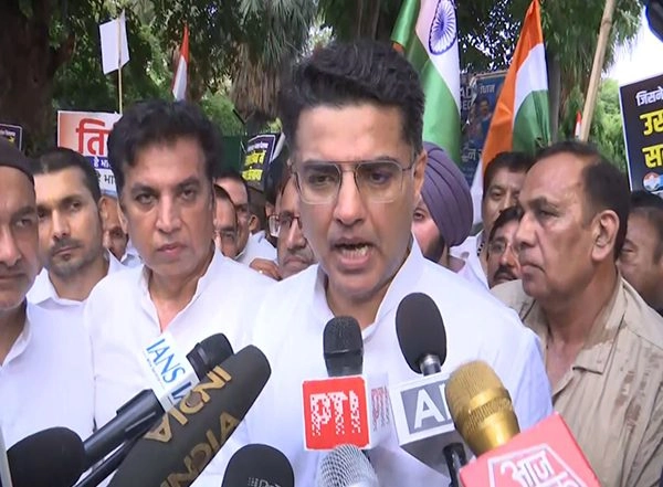 India News | Jai Hind Yatra: Congress Shows Solidarity with Armed Forces, Says Entire Country Stands United Beyond Politics